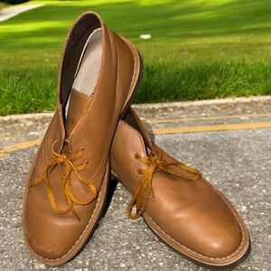 Clarks‎ Men's Bushacre 2 Aubergine Leather Chukka Boots
Size 11